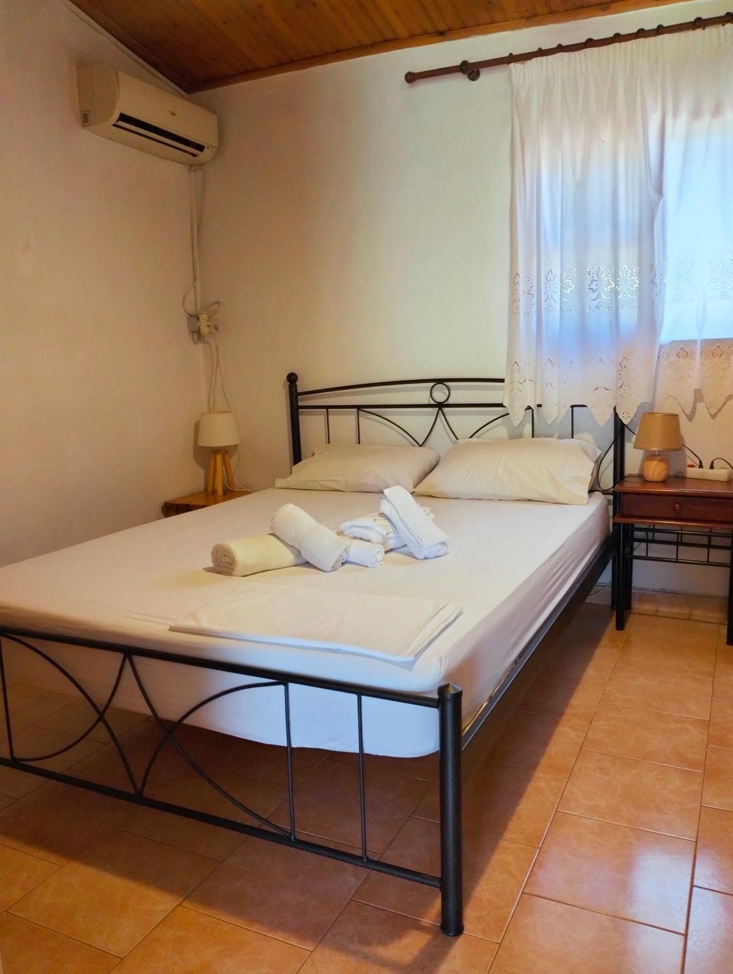 Amaryllis Sweet Home Pírgos المظهر الخارجي الصورة
