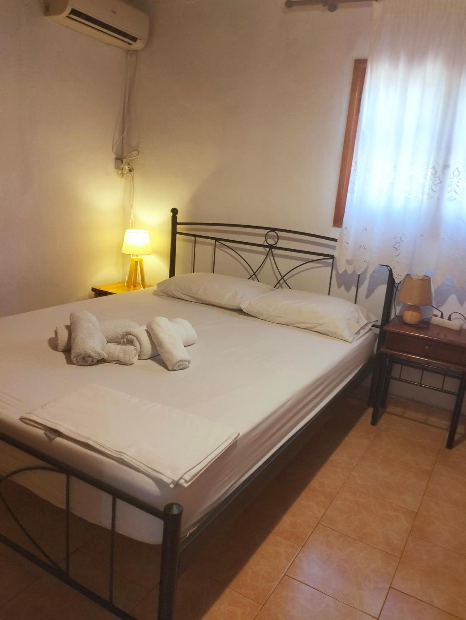 Amaryllis Sweet Home Pírgos المظهر الخارجي الصورة